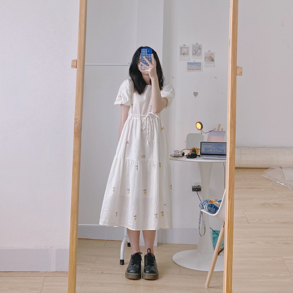 Váy hoa nhí tay phồng, đầm hoa trắng dài vintage có dây buộc eo  - V61