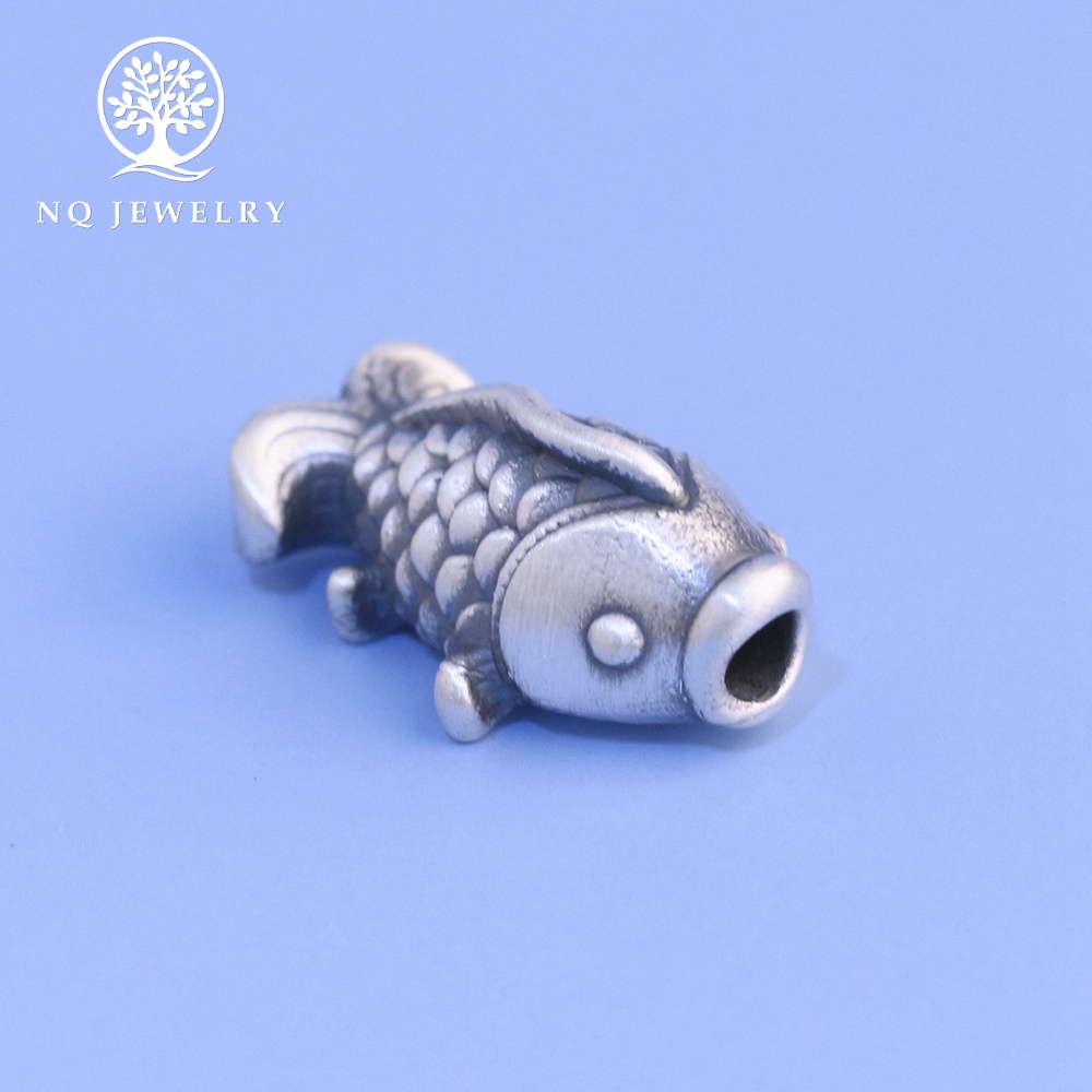 Charm bạc cá chép xỏ ngang - NQ Jewelry