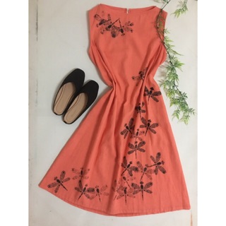 Váy Linen hoạ tiết vẽ tay