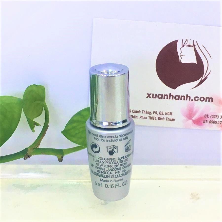 Tinh chất Lancome Genifique Yeux Light-Pearl đầu bi massage trẻ hóa da vùng mắt 5ml