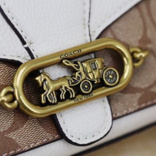 💚COACH JADE DA THẬT MÀU ĐEN TRẮNG SIZE 25💚