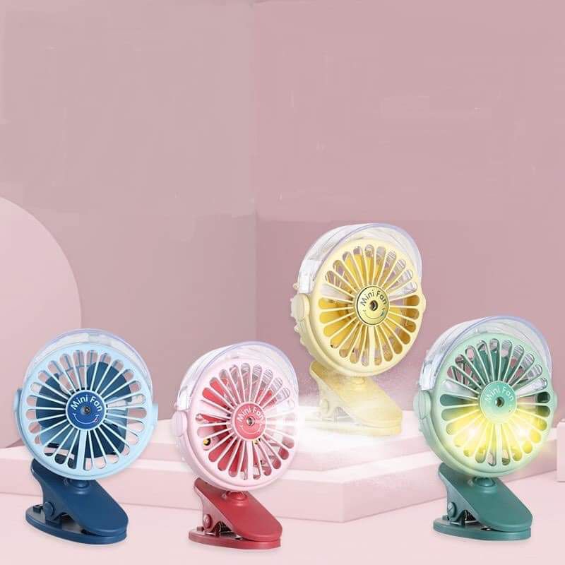 Quạt tích điện phun sương mini cầm tay có đế kẹp bàn  tiện lợi