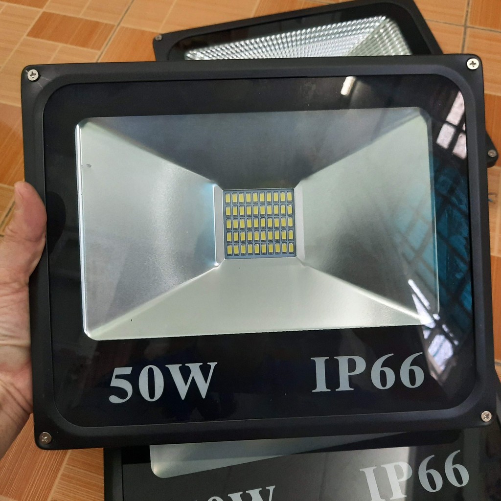 Đèn Pha led công trình chuyên dùng COB 50W chống nước tiêu chuẩn IP66 ánh sáng trắng 3000k