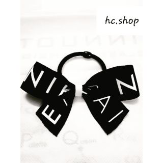 Cột tóc nơ dễ thương