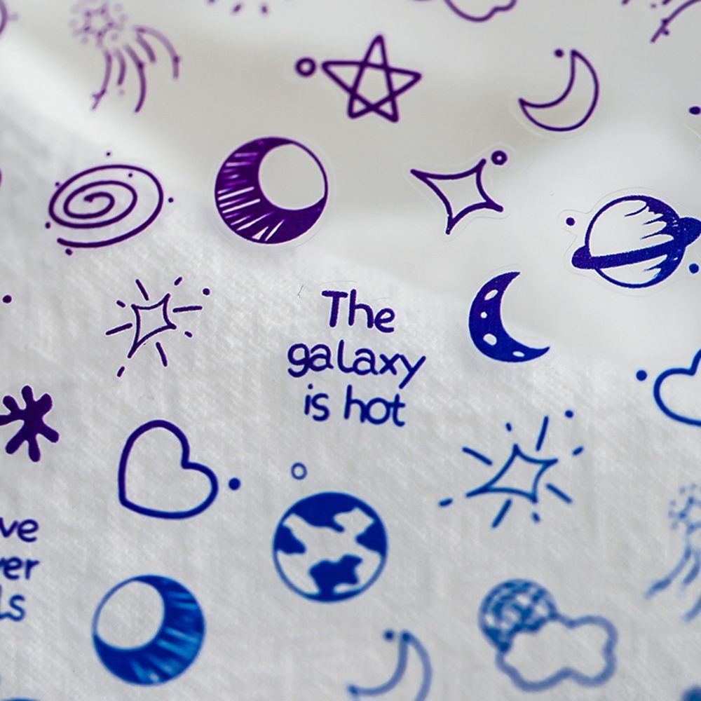 [Hàng mới về] Sticker Dán Trang Trí Móng Tay Hình Trăng Sao Màu Trắng Đen Dễ Thương