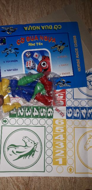 Set 5 bộ cờ Đua ngựa rất đẹp