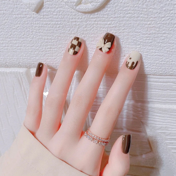 Miếng Dán Trang Trí Móng Tay Màu Cà Phê Có Thể Tháo Rời Tiện Dụng