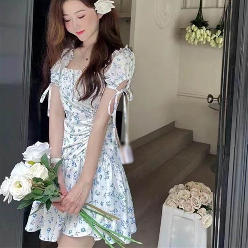 Đầm Hoa Tay Phồng Ngắn Cổ Vuông Dáng Ôm Thời Trang Mùa Xuân Thanh Lịch Cho Nữ