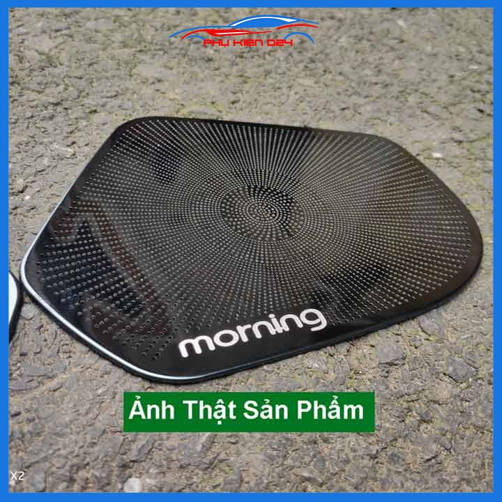 Bộ ốp màng loa vân Titan cho xe Morning 2012-2013-2014-2015-2016-2017-2018-2019-2020-2021-2022 chống xước xe