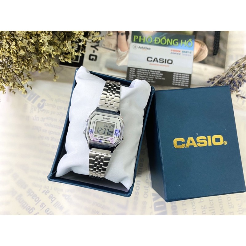 Đồng hồ nữ dây kim loại Casio Anh Khuê LA680WA-4CDF