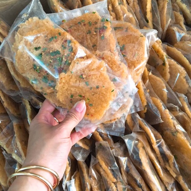 Combo 50 gói cơm chiên mắm hành ngon