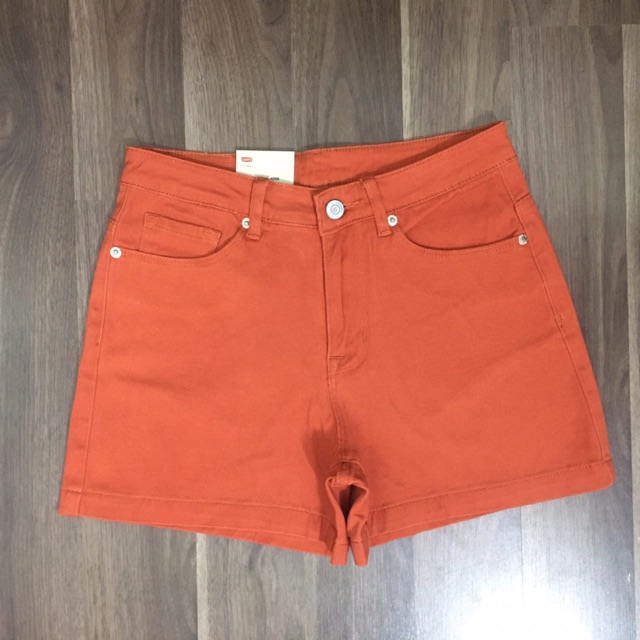 short jeans màu