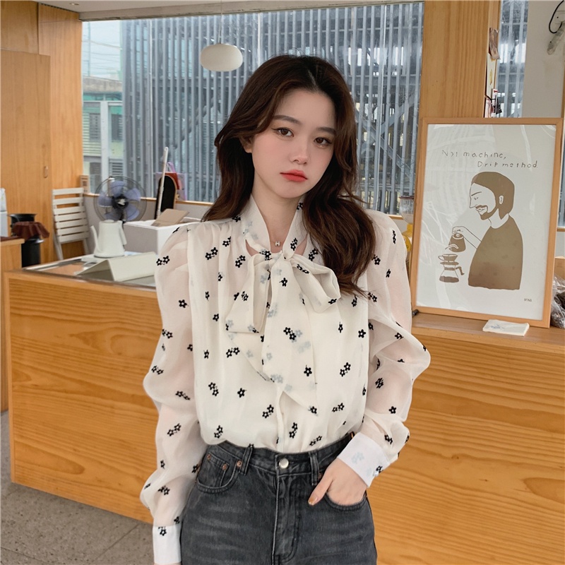 Linki ✈ Áo Sơ Mi chiffon Tay Dài Cổ Chữ V Họa Tiết Chấm Bi Thanh Lịch