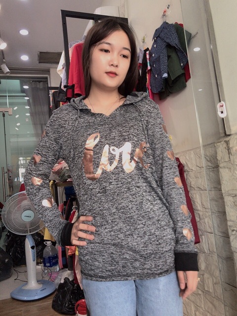 Combo 2 áo len xuất khẩu, giá 240 k giảm còn 120 k