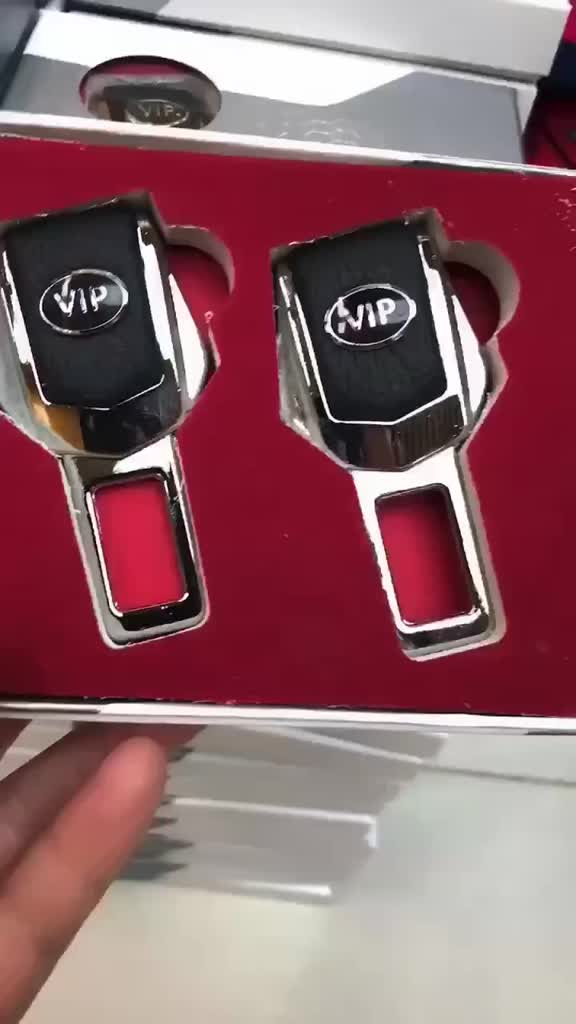 Chốt cài dây an toàn