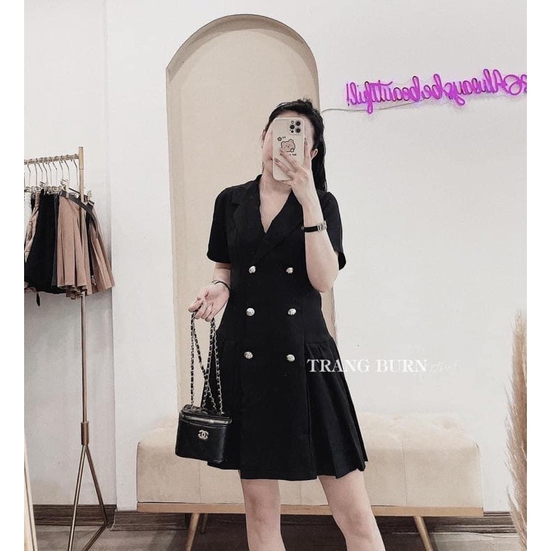 Váy Sơmi Đen 🍓𝗠𝗮̃ 𝗙𝗔𝗦𝗛𝗜𝗢𝗡𝗚𝗥𝗘𝗘𝗡𝟭𝟱 𝗚𝗶𝗮̉𝗺 𝗧𝗼̛́𝗶 𝟯𝟬𝗞 Đ𝗼̛𝗻 𝟵𝟵𝗞🍓 Sáu Cúc Dọc Sang Chảnh | BigBuy360 - bigbuy360.vn