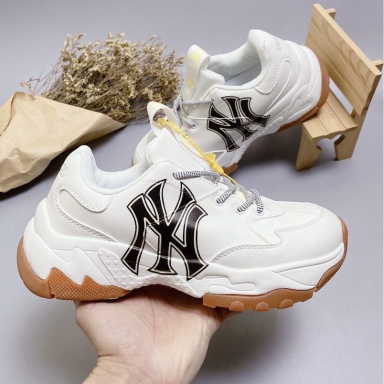 Giày sneaker 𝗠𝗟𝗕 Tăng chiều cao 5cm - Logo Ny Đen Đế Nâu Logo In 3D