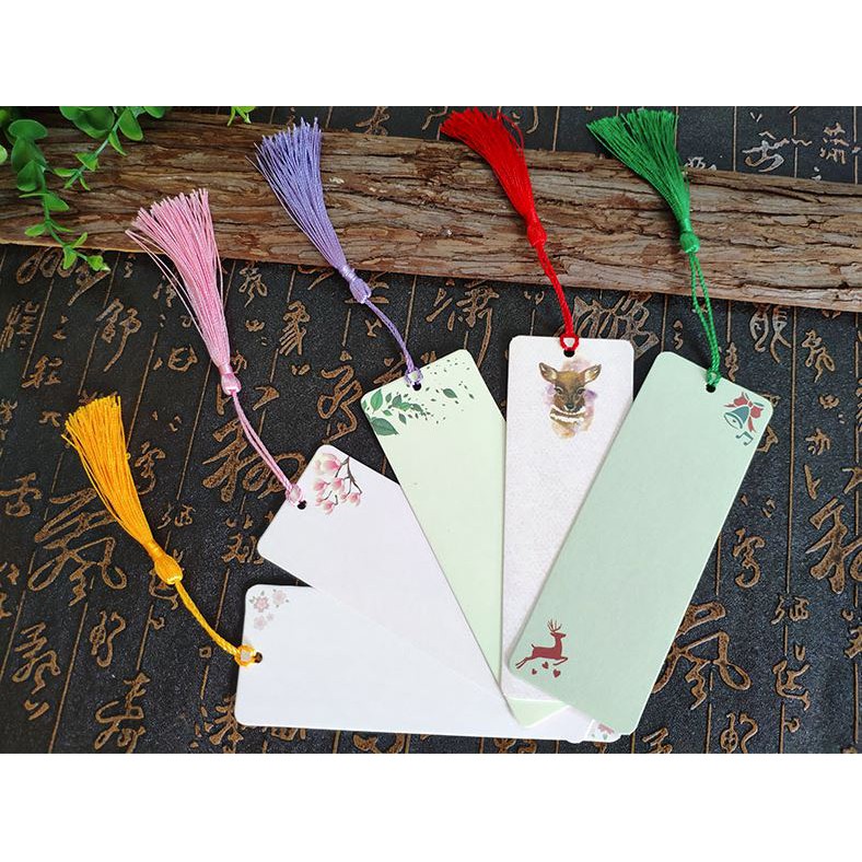 Chiếc Đánh Dấu Sách Kèm Dây Tua Rua Cổ Trang Xinh Xẻo-Bookmark Cổ Trang