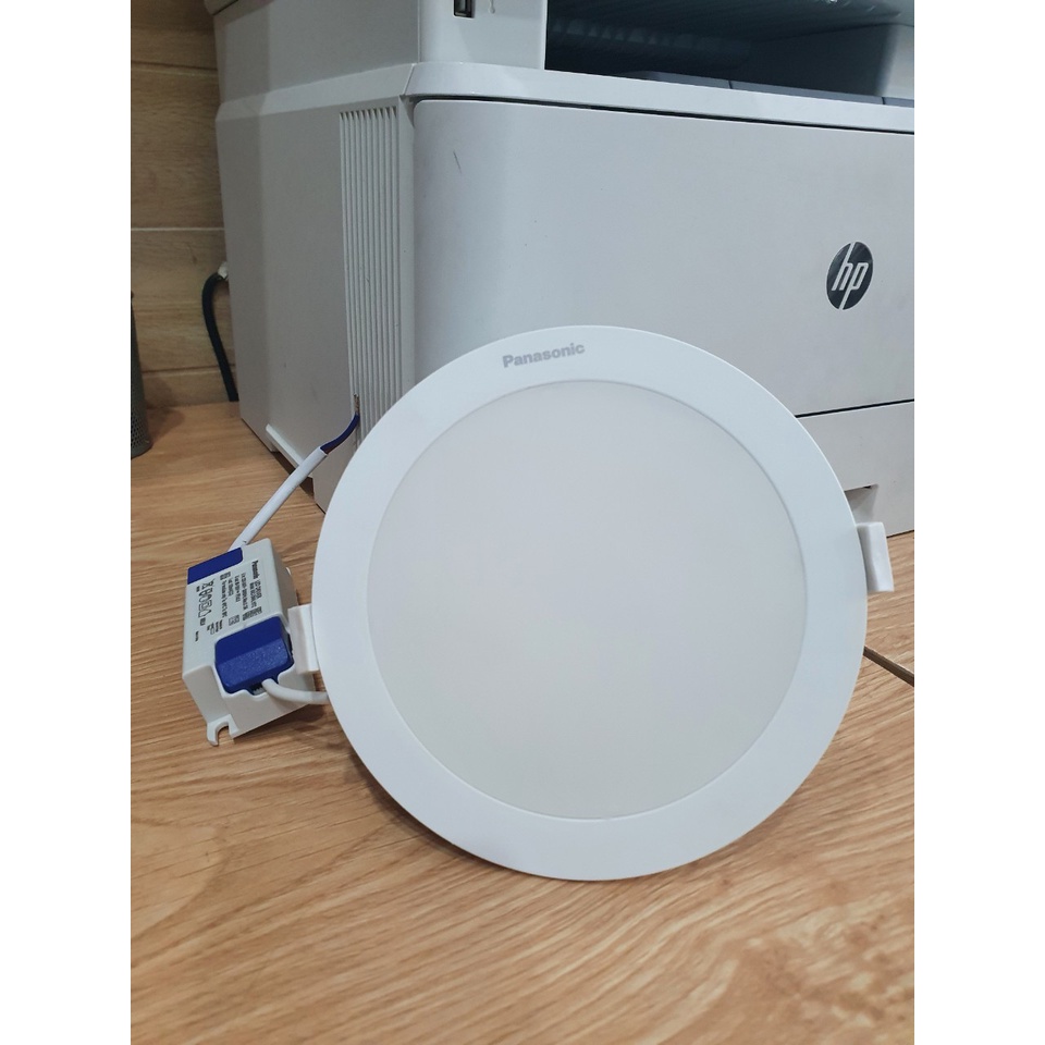 Đèn Led Downlight đổi màu 12W Panasonic NNP73476