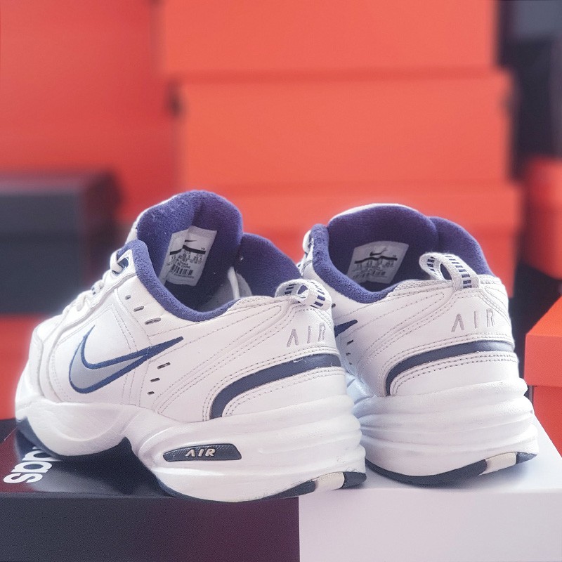 Giày chính hãng Nike Air Monarch trắng, nhiều size 2hand