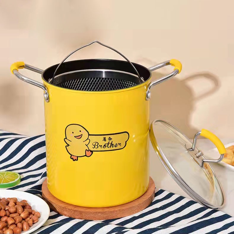 Nồi chiên ngập dầu.