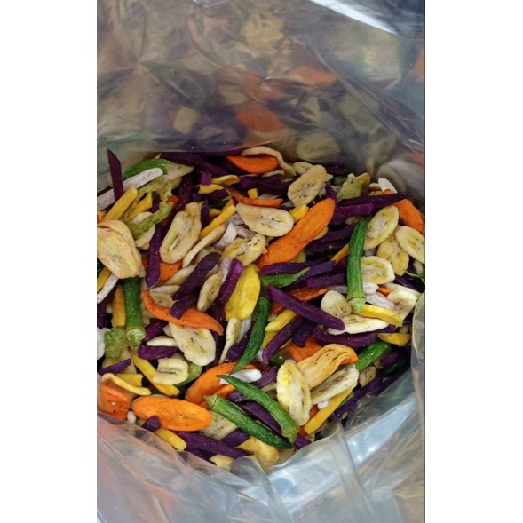Lon pet 270 gr thập cẩm sấy nguyên miếng - Loại 1 - giòn ngon