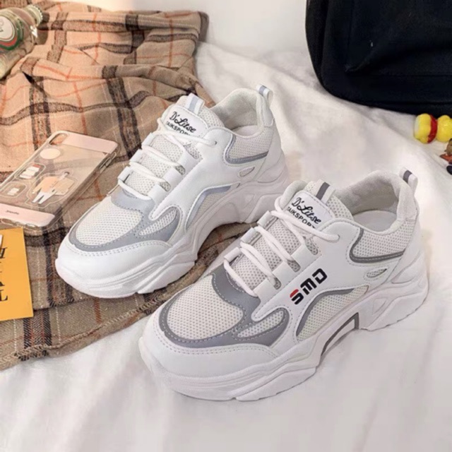 Giày thể thao nữ Ulzzang mã AKS đế cao 5cm 2 màu đen trắng phản quang phát sáng cá tính trê trung năng động mẫu mới rẻ | BigBuy360 - bigbuy360.vn