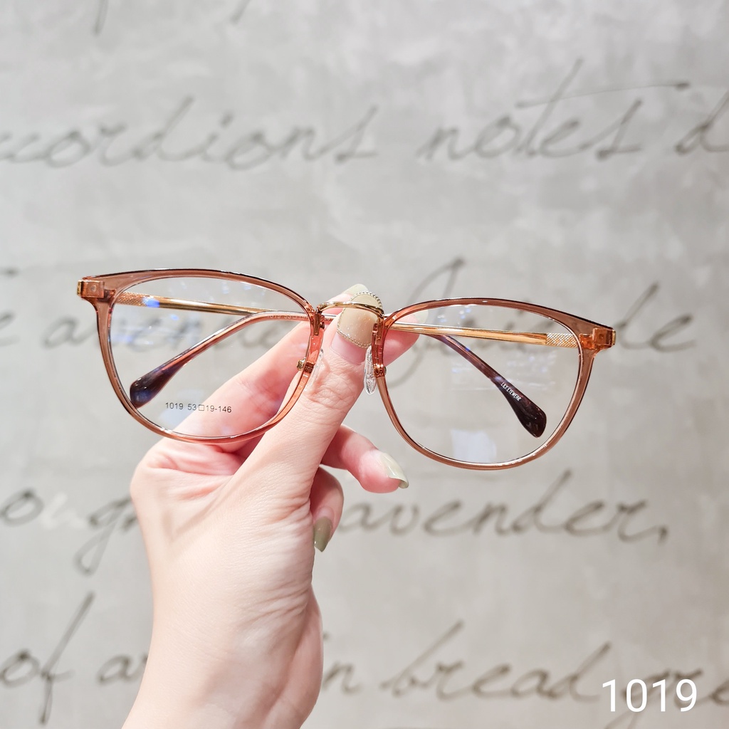 Gọng kính cận mắt tròn nam nữ LILYEYEWEAR chất liệu nhựa chắc chắn thanh nhẹ dễ đeo 1019