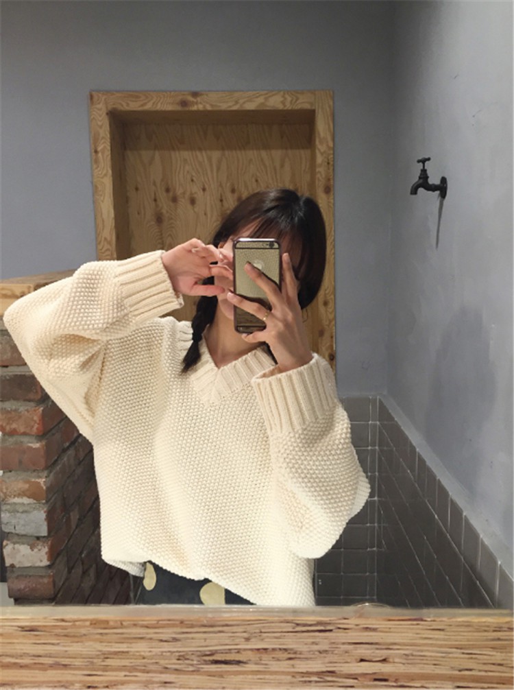 Áo Sweater Dệt Kim Dáng Rộng Cổ Chữ V Thời Trang Cho Nữ | BigBuy360 - bigbuy360.vn