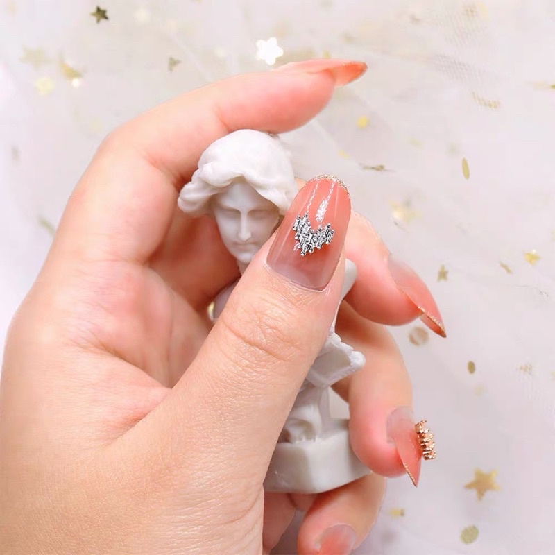 Charm nail trái tim hottrend lẻ 1c siêu xinh