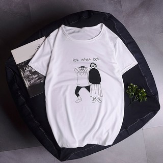 Áo thun form rộng Look What Look