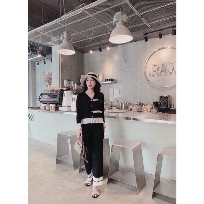 [ 𝐅𝐑𝐄𝐄 𝐒𝐇𝐈𝐏 ] SÉT LEN TĂM XẾP LY PHỐI BÈO CỔ V à CHẤT LEN TĂM CO GIÃN NHẸ Ạ