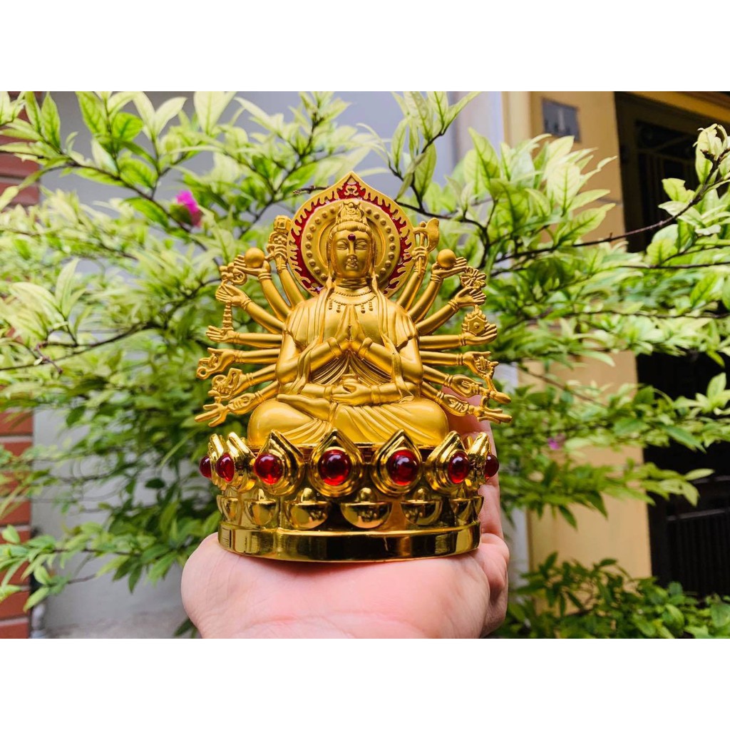 Tượng Phật Đặt Trên Xe Ô Tô - Tượng PHẬT Hợp Kim MẠ VÀNG Có Đế Sen - Giúp Mang Lại May Mắn và Hưng Thịnh