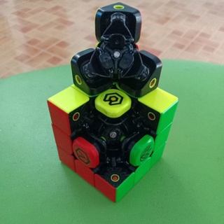 rubik tornado v2 (đọc kĩ mô tả sản phẩm)
