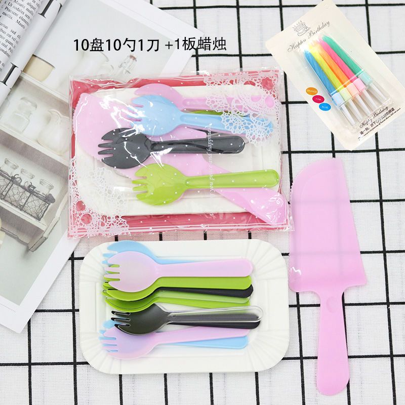 Dụng cụ trang trí bánh sinh nhật  Bộ dao dĩa nến 10 suất ăn