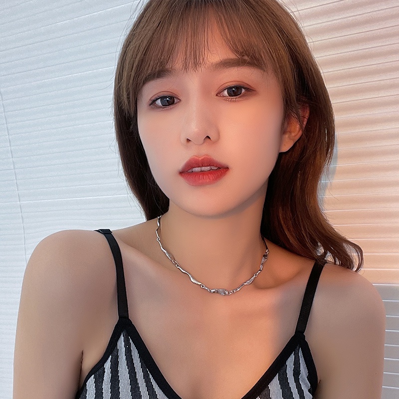 Vòng cổ Thiết Kế Bất Đối Xứng Phong Cách Hip Hop Sang Trọng