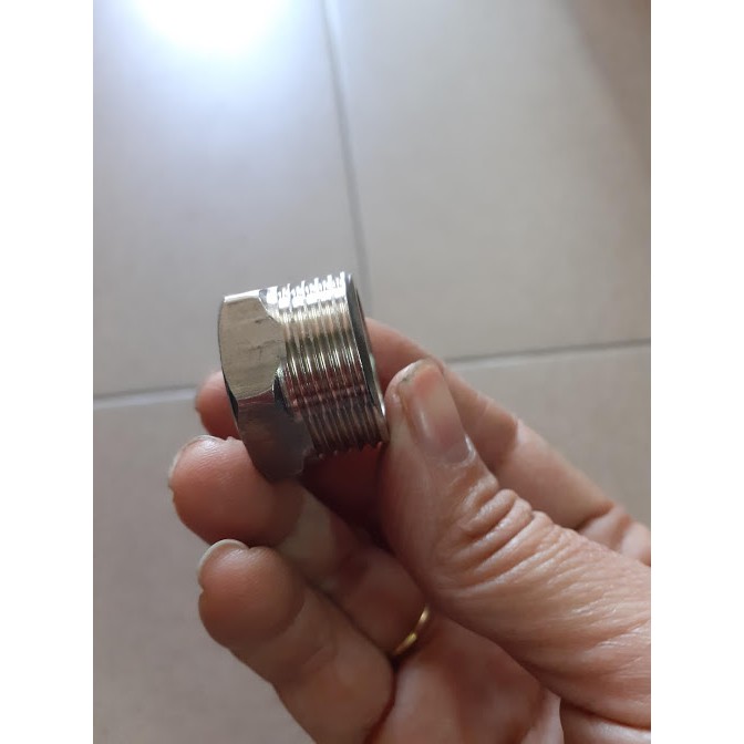 Xiệc Inox 27 x 21 ( 1 đầu ren ngoài 27, 1 đầu ren trong 21)