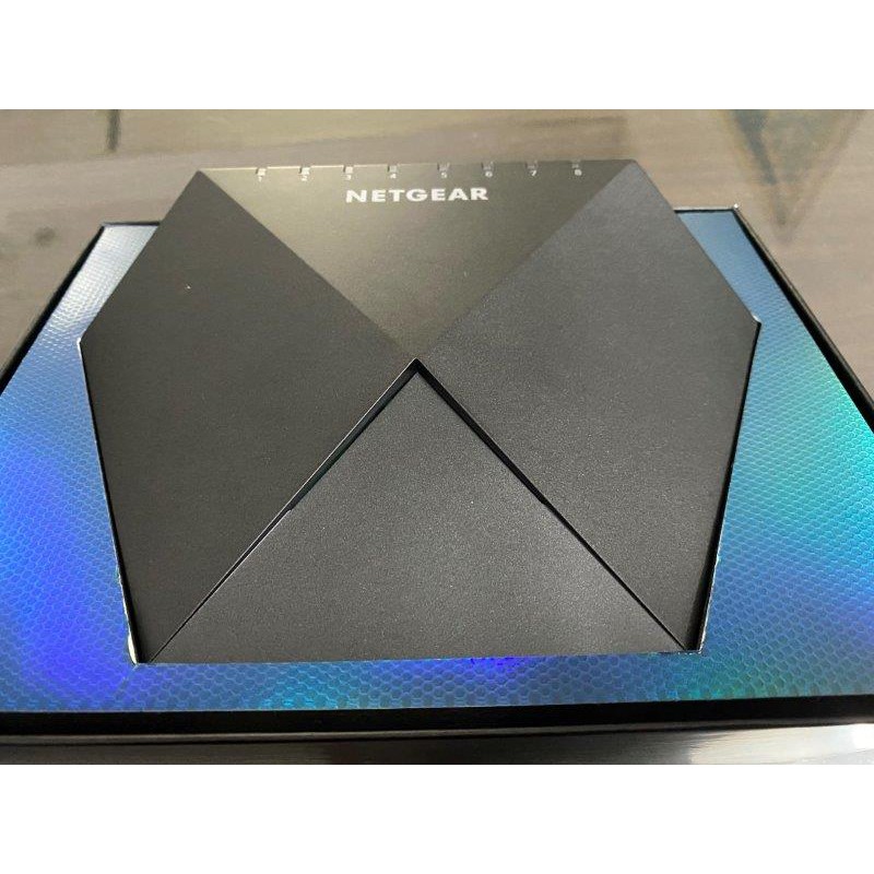 Bộ Chia Mạng Gigabit NETGEAR GS808E (Nighthawk S8000 Gaming & Streaming Switch)