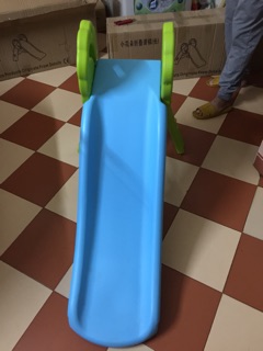 CẦU TRƯỢT CHO BÉ