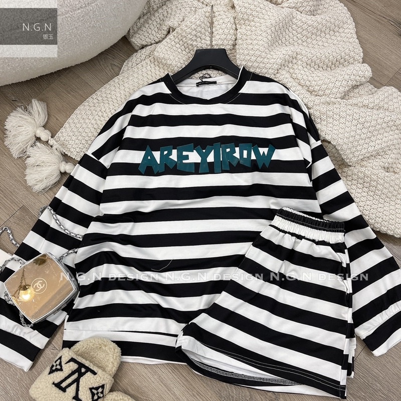 Sét kẻ đen trắng da cá