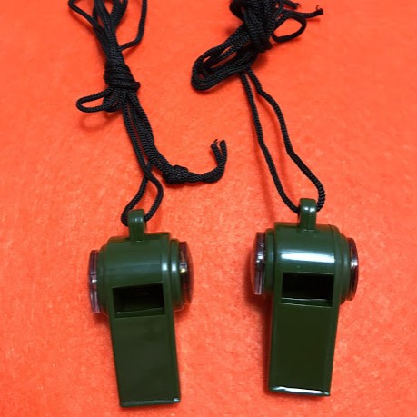 Còi nhựa dành cho trọng tài, thể dục thể thao - 1 cái