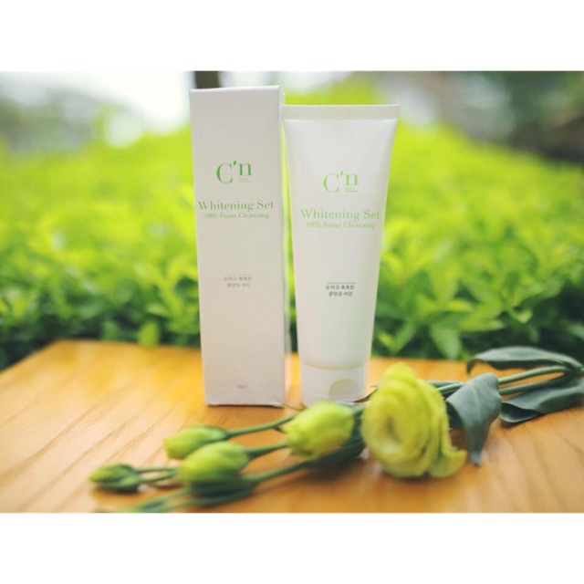 Sữa rửa mặt làm trắng da C'N