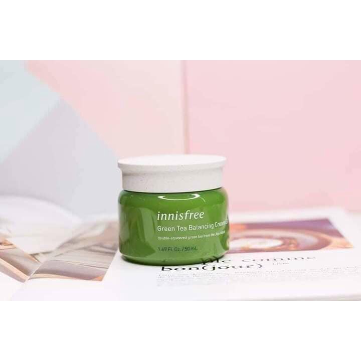 Kem Dưỡng Trà Xanh Innisfree Balacing,Kem Dưỡng Ẩm ,Dưỡng Da Căng Bóng ,Mịn Màng ,Làm Chậm Quá Trình Lão Hóa, Giảm Mụn..