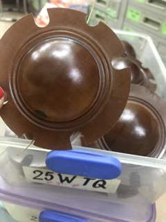 2 chiếc Côn loa 25W TQ