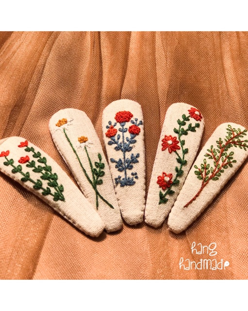 Kẹp tóc thêu tay