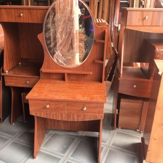 Bàn trang điểm giá rẻ