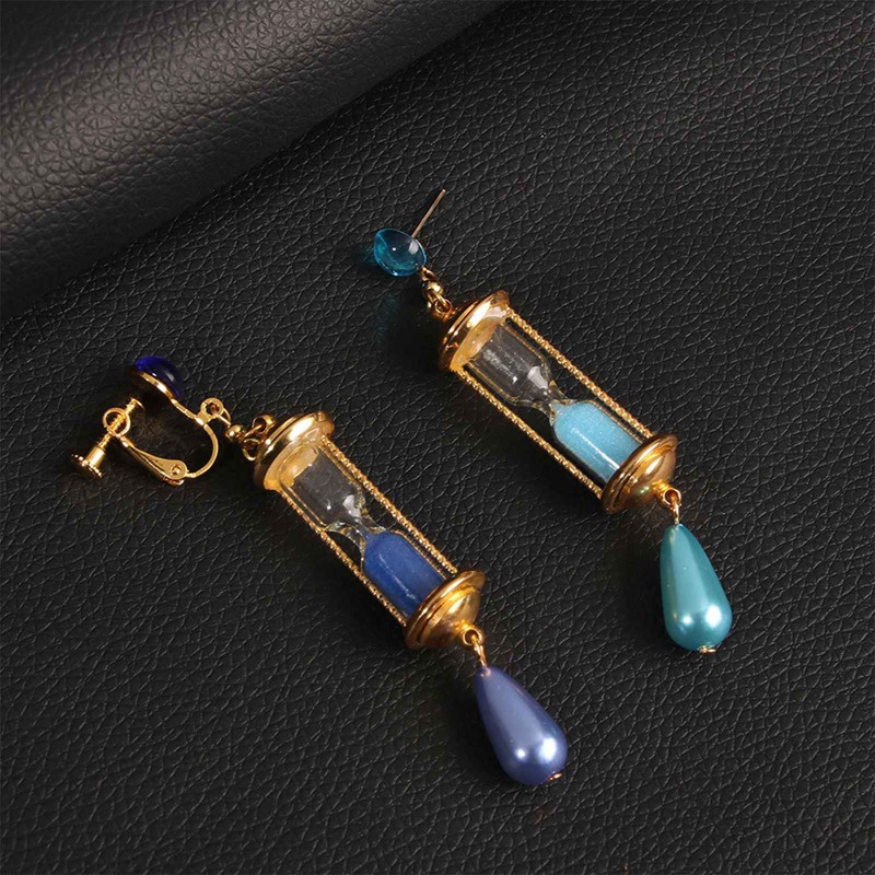 Khuyên Tai Đồng Hồ Cát Xanh Dương Hóa Trang Học Sinh Vanitas No Karte