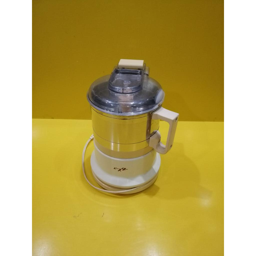 Máy xay thịt nội địa Nhật YDK (51123) cối inox (120W)