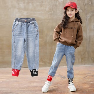Quần jeans thời trang cá tính cho bé gái