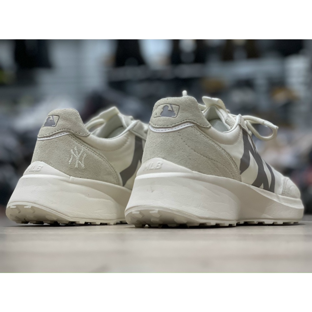 [CHÍNH HÃNG] - GIÀY MLB CHUNKY JOGGER NEW YORK YANKEES - *GREY* - Code: 32SHX1111